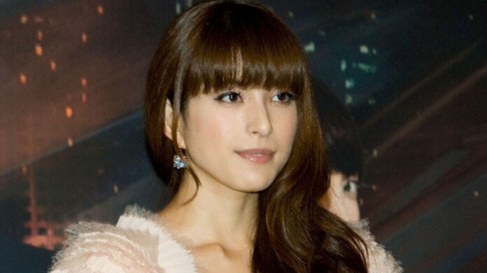 上原多香子まさかの2度目の不倫報道！現在の夫は誰？過去の不倫とは？